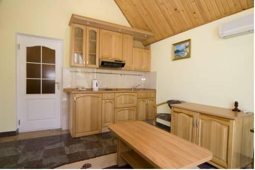 Гостевой дом Вилла Миллениум Судак-13